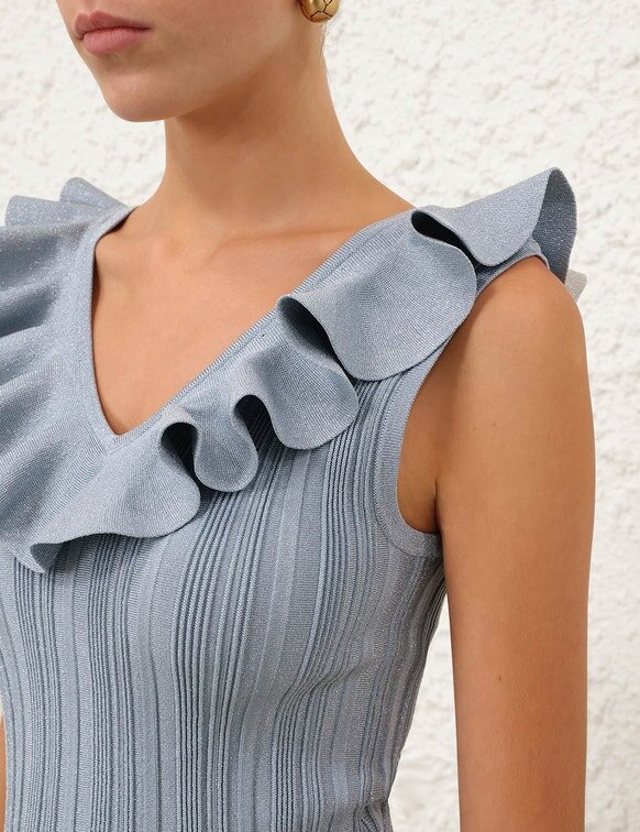 Aster Metallic-Rüschen-Oberteil in Metallic-Blau online Aster Metallic-Rüschen-Oberteil in Metallic-Blau online